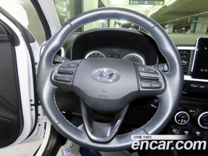 Hyundai Venue 1.6 Flux 2020 года из Южной Кореи