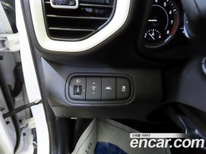 Hyundai Venue 1.6 Flux 2020 года из Южной Кореи