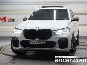 BMW X5 xDrive 40i M Sport Online Exclusive Edition 2021 года из Южной Кореи