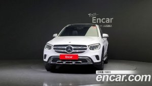 Mercedes-Benz GLC-Class GLC300e 4MATIC 2021 года из Южной Кореи