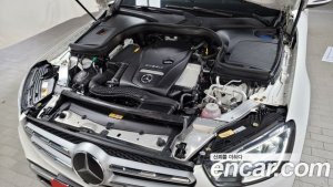 Mercedes-Benz GLC-Class GLC300e 4MATIC 2021 года из Южной Кореи