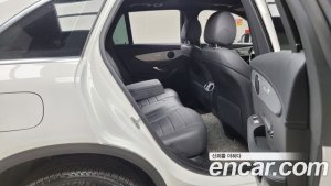 Mercedes-Benz GLC-Class GLC300e 4MATIC 2021 года из Южной Кореи