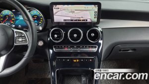 Mercedes-Benz GLC-Class GLC300e 4MATIC 2021 года из Южной Кореи