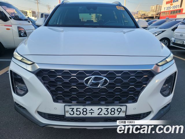 Hyundai Santafe Дизель 2.0 2WD 2020 года из Кореи