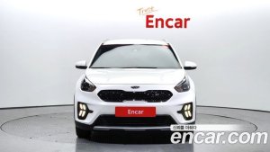 Kia Niro 1.6 HEV 2021 года из Южной Кореи