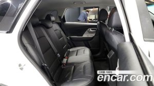 Kia Niro 1.6 HEV 2021 года из Южной Кореи