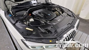 BMW 7-Series 730Ld xDrive M Sport 2020 года из Южной Кореи