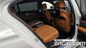 BMW 7-Series 730Ld xDrive M Sport 2020 года из Южной Кореи