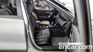 Kia Seltos Дизель 1.6 2WD 2020 года из Южной Кореи