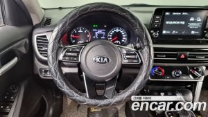 Kia Seltos Дизель 1.6 2WD 2020 года из Южной Кореи