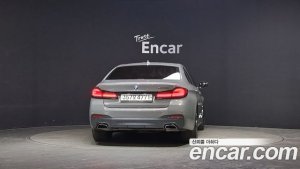 BMW 5-Series 530e M Sport 2021 года из Южной Кореи