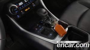 Toyota RAV4 2.5 2WD HYBRID 2020 года из Южной Кореи