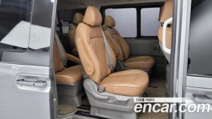 Hyundai Staria 4WD Lounge 9-Seater 2022 года из Южной Кореи