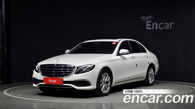 Mercedes-Benz E-Class E220d 4MATIC Exclusive 2020 года из Кореи