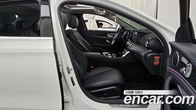 36798157_015.jpg Mercedes-Benz E-Class E220d 4MATIC Exclusive 2020 года из Южной Кореи