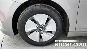 Hyundai Ioniq 1.6 HEV 2020 года из Южной Кореи