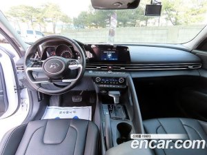 Hyundai AVANTE 1.6 2021 года из Южной Кореи
