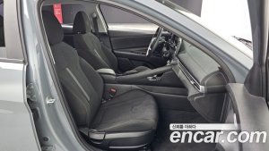 Hyundai AVANTE 1.6 2021 года из Южной Кореи
