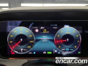 Mercedes-Benz E-Class E350 4MATIC AMG Line 2021 года из Южной Кореи