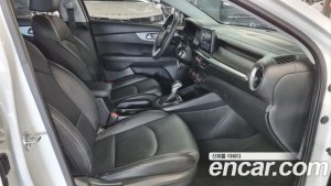 Kia K3 2020 года из Южной Кореи
