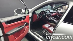 Porsche Cayenne 3.0 Coupe 2020 года из Южной Кореи