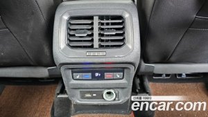 Volkswagen Tiguan 2.0 TDI Prestige 2020 года из Южной Кореи