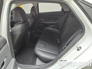Hyundai AVANTE 1.6 2021 года из Южной Кореи