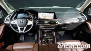 BMW X7 xDrive 40i Design Pure Excellence 7-Seater 2021 года из Южной Кореи
