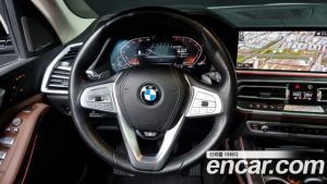 BMW X7 xDrive 40i Design Pure Excellence 7-Seater 2021 года из Южной Кореи