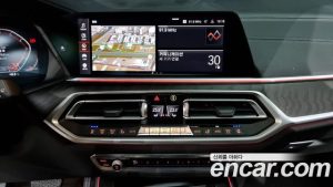 BMW X7 xDrive 40i Design Pure Excellence 7-Seater 2021 года из Южной Кореи