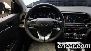 Hyundai AVANTE 1.6 2020 года из Южной Кореи