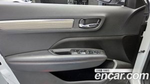 Renault-KoreaSamsung QM6 2.0 GDe Premiere 2WD 2020 года из Южной Кореи