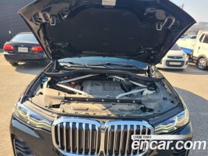 BMW X7 xDrive 40i Design Pure Excellence 7-Seater 2021 года из Южной Кореи