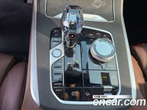 BMW X7 xDrive 40i Design Pure Excellence 7-Seater 2021 года из Южной Кореи