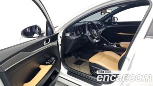 Kia K5 1.6 Turbo 2021 года из Южной Кореи