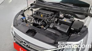 Hyundai AVANTE 1.6 2020 года из Южной Кореи