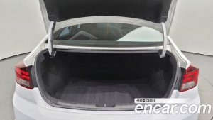 Hyundai AVANTE 1.6 2020 года из Южной Кореи