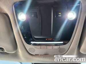 Kia Seltos Дизель 1.6 2WD 2020 года из Южной Кореи