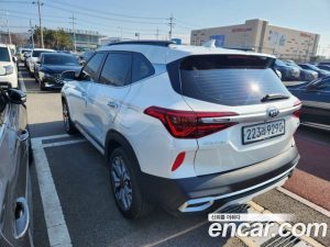 Kia Seltos Дизель 1.6 2WD 2020 года из Южной Кореи