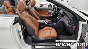 Mercedes-Benz C-Class C200 Cabriolet 2020 года из Южной Кореи