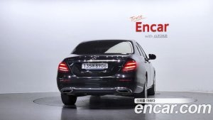 Mercedes-Benz E-Class E300 4MATIC Exclusive 2020 года из Южной Кореи