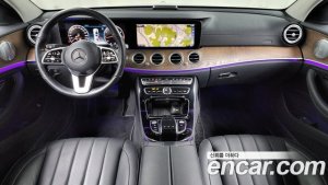 Mercedes-Benz E-Class E300 4MATIC Exclusive 2020 года из Южной Кореи