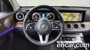 Mercedes-Benz E-Class E300 4MATIC Exclusive 2020 года из Южной Кореи