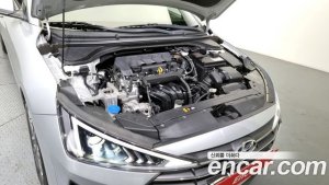 Hyundai AVANTE 1.6 2020 года из Южной Кореи
