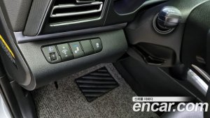 Hyundai AVANTE 1.6 2020 года из Южной Кореи
