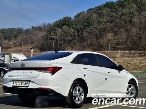 Hyundai AVANTE 1.6 2021 года из Южной Кореи