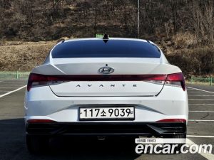 Hyundai AVANTE 1.6 2021 года из Южной Кореи
