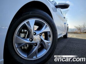 Hyundai AVANTE 1.6 2021 года из Южной Кореи