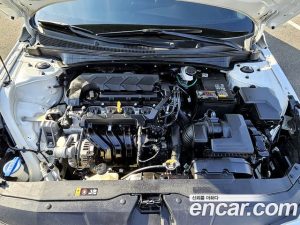 Hyundai AVANTE 1.6 2021 года из Южной Кореи