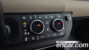 Land Rover Defender 110 D240 S 2020 года из Южной Кореи
